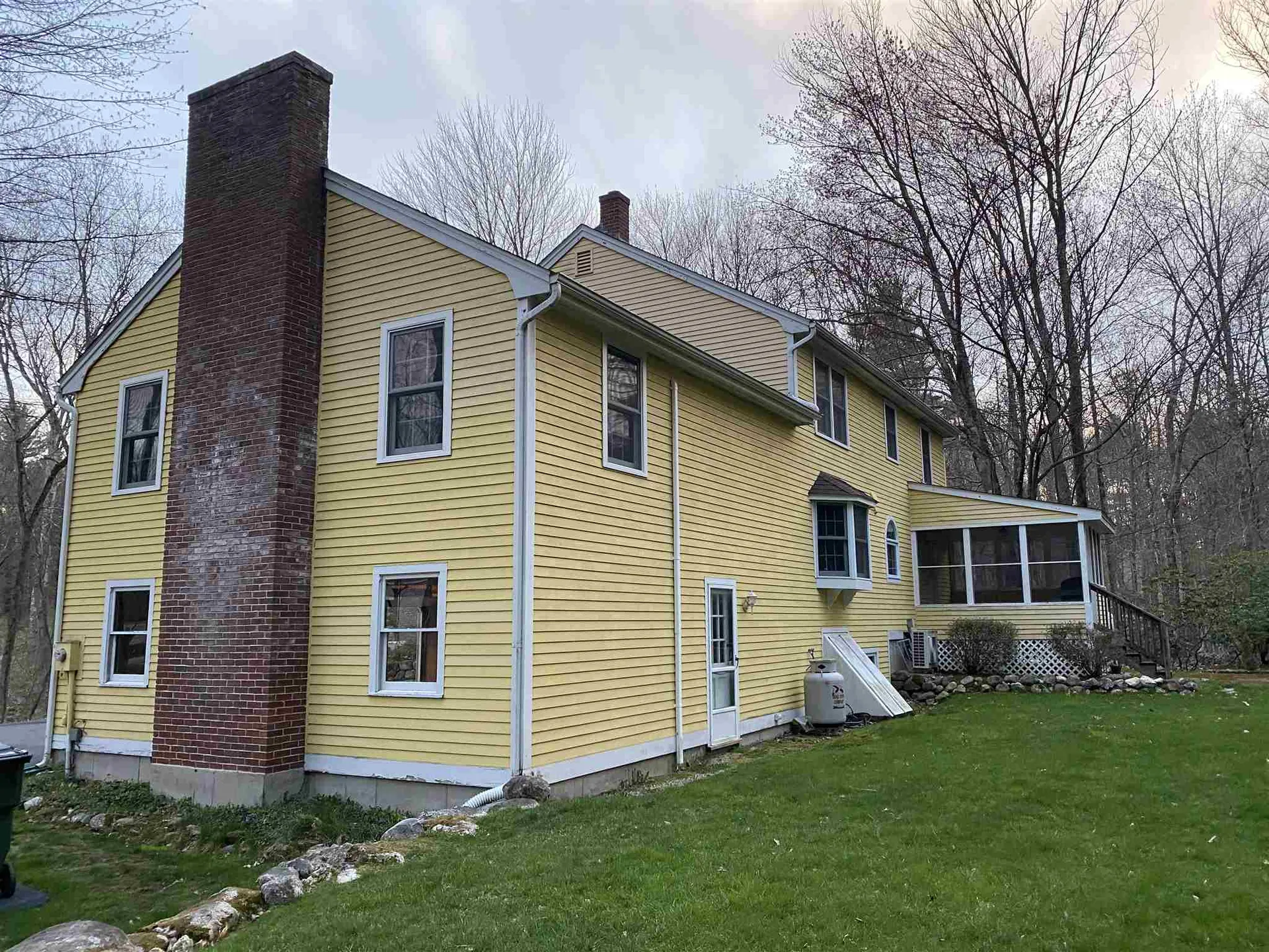 32 Blackbird Drive Bedford NH 03110