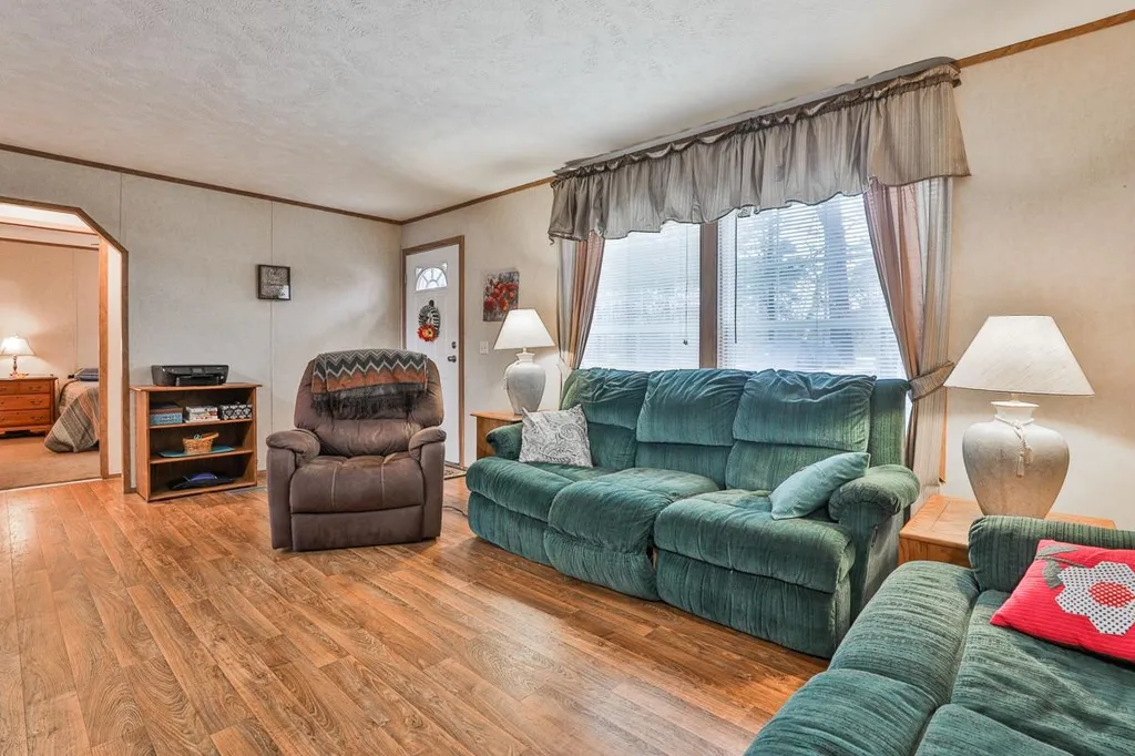 2 Garnet Lane Merrimack NH 03054