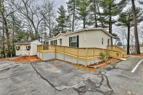 2 Garnet Lane Merrimack NH 03054