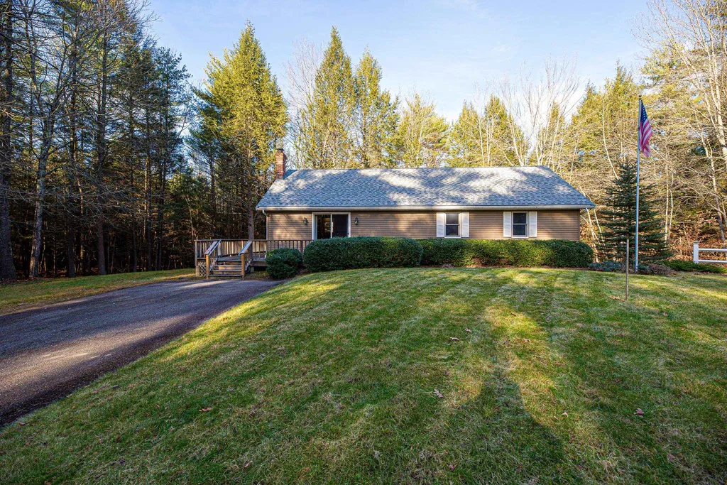 6 Oaklands Road Exeter NH 03833