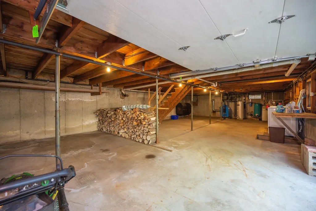 6 Oaklands Road Exeter NH 03833