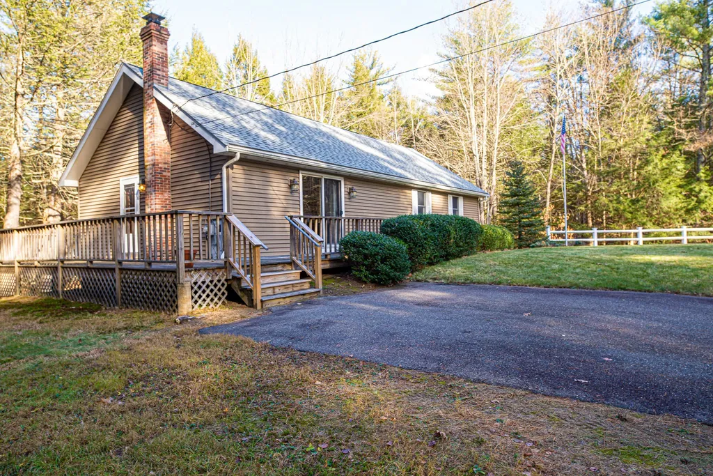 6 Oaklands Road Exeter NH 03833