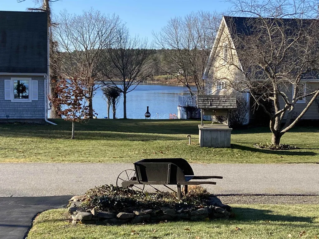 305 Houde Road Eliot ME 03903