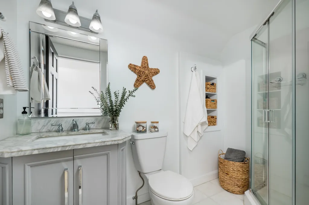 305 Houde Road Eliot ME 03903
