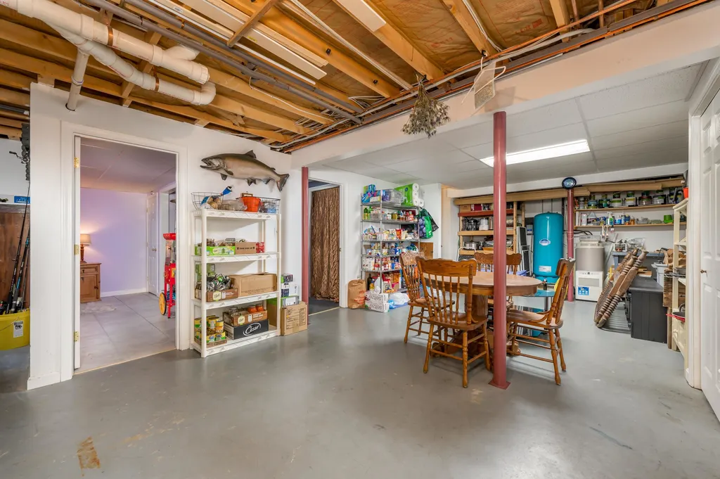 305 Houde Road Eliot ME 03903