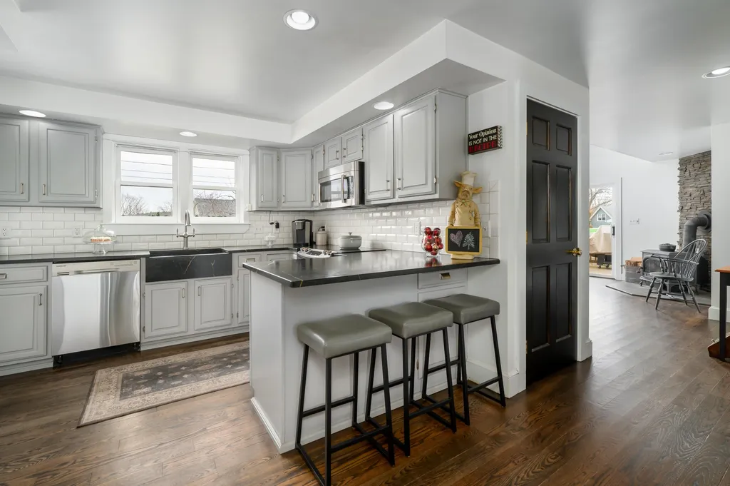 305 Houde Road Eliot ME 03903