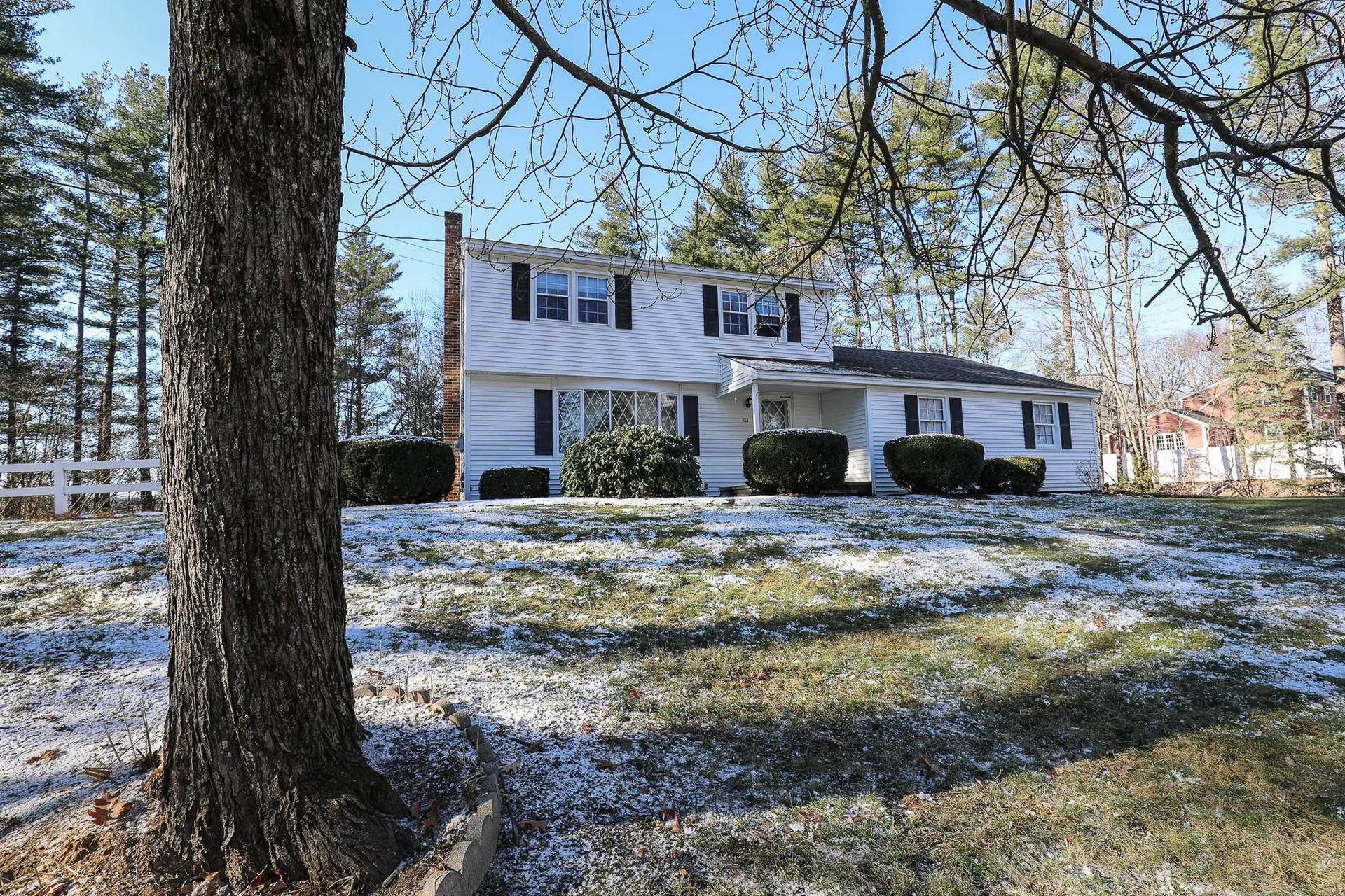 484 Woodlawn Ridge Road Pembroke NH 03275