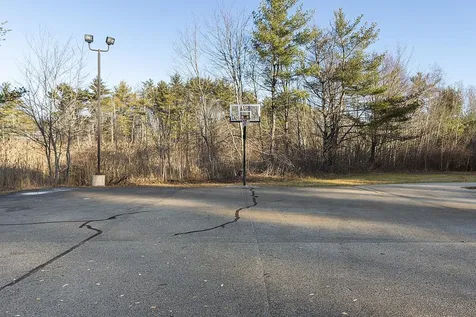 401 Springbrook Circle Portsmouth NH 03801