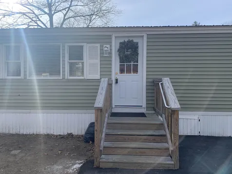 47 Crystal Springs Way Somersworth NH 03878