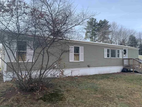 47 Crystal Springs Way Somersworth NH 03878