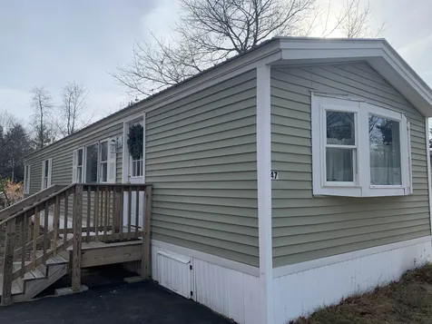 47 Crystal Springs Way Somersworth NH 03878