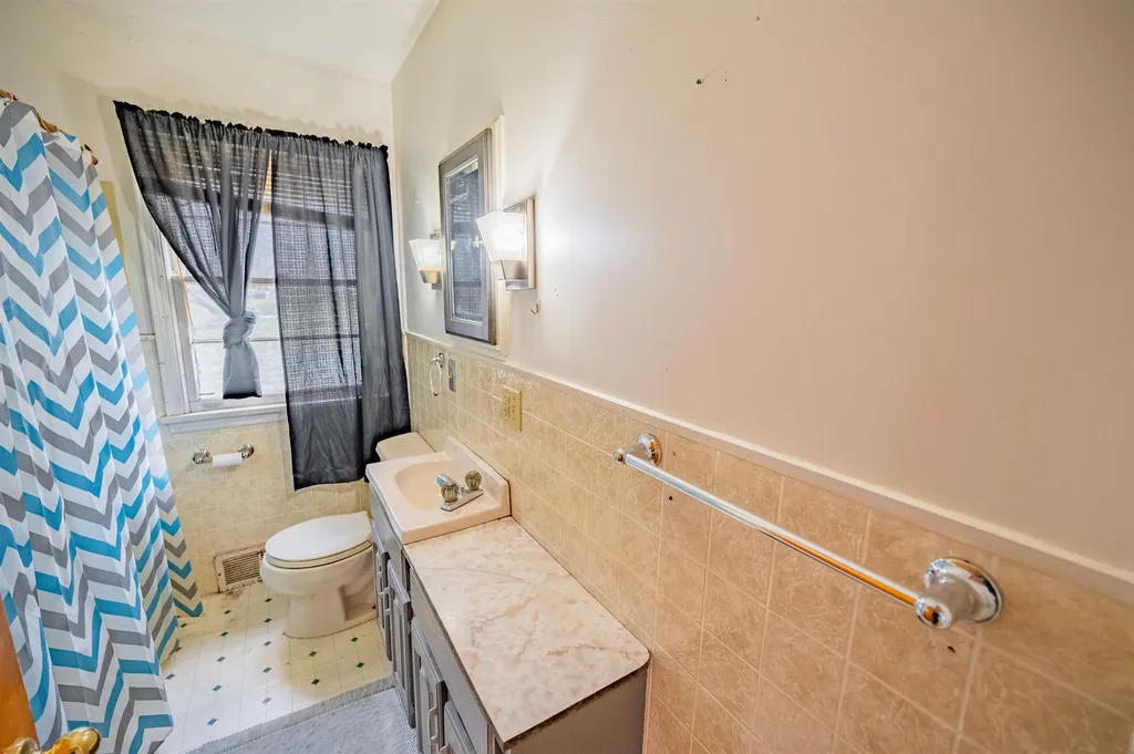 1 Colonial Drive Barre Town VT 05641