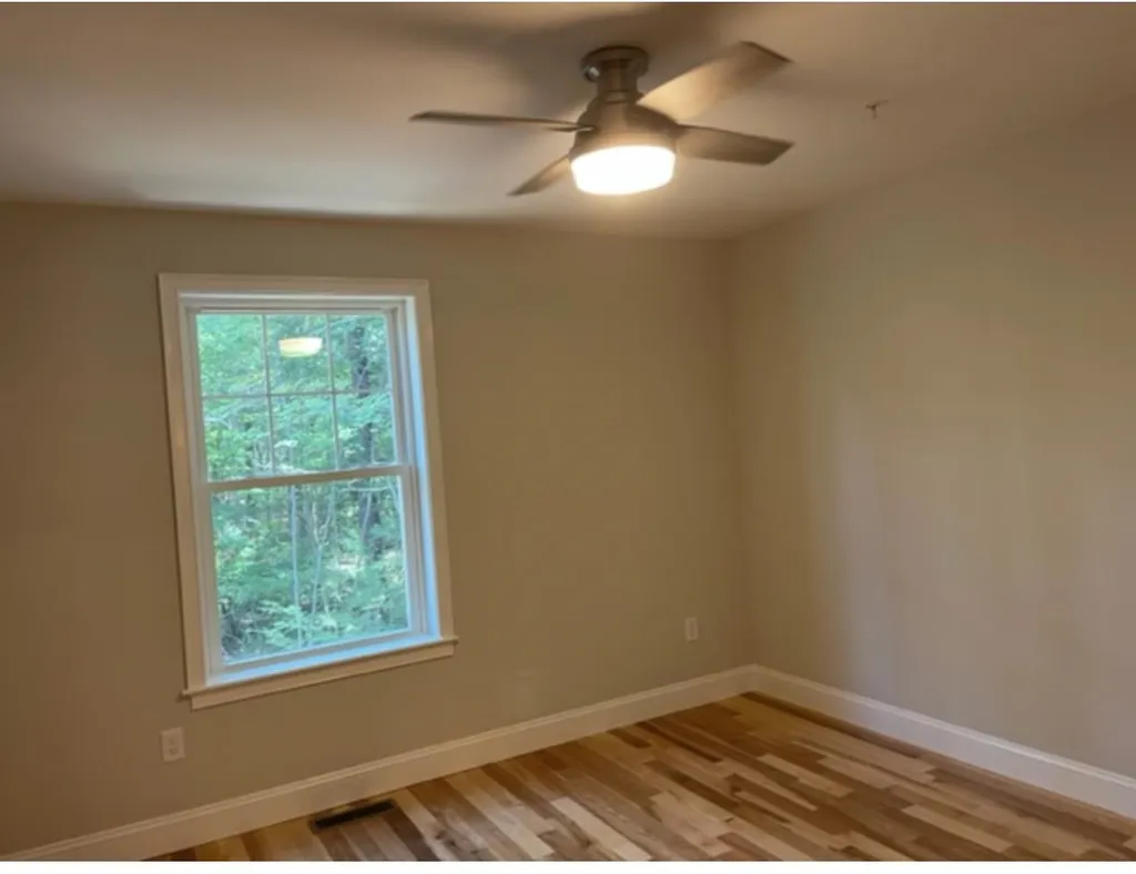 48 Three Ponds Drive Brentwood NH 03833