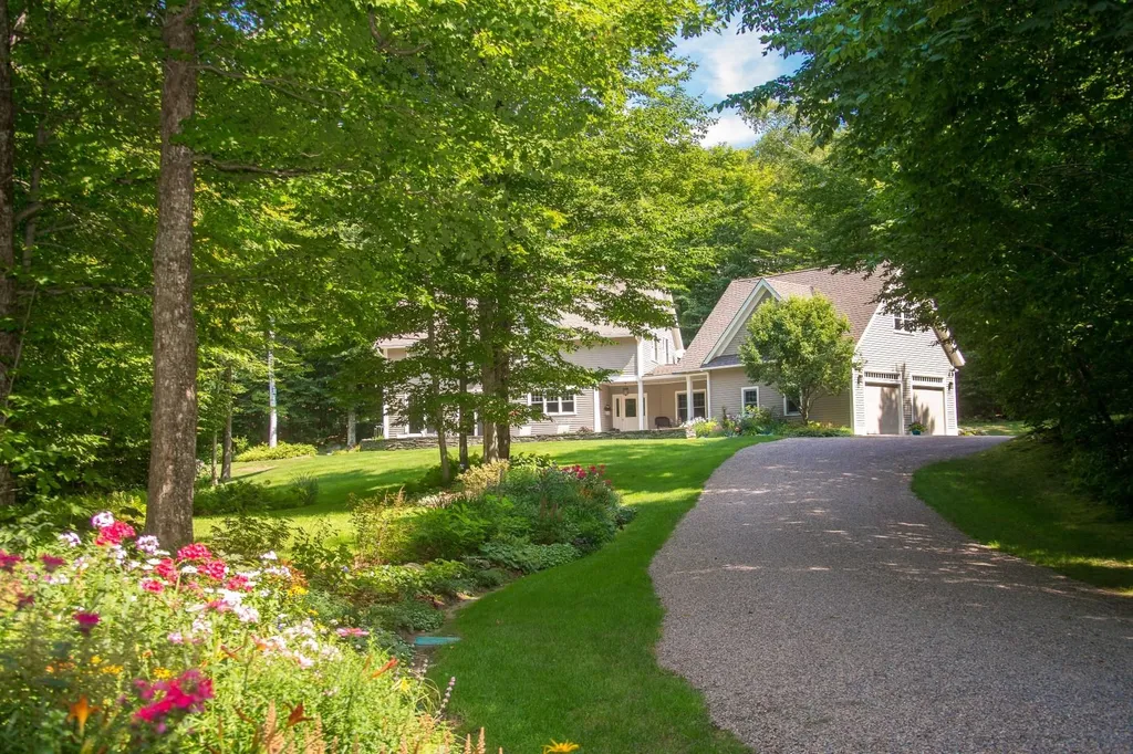 329 Thomas Pasture Road Stowe VT 05672