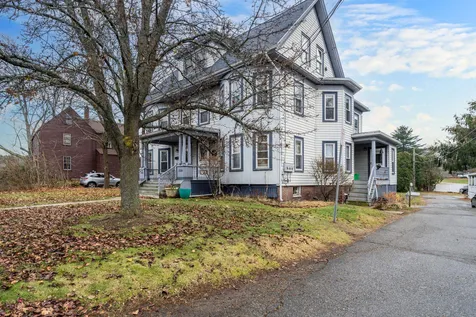 1382 South Street Portsmouth NH 03801