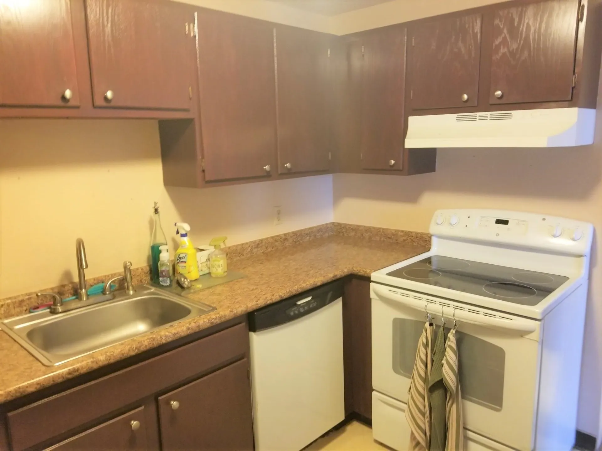 20 Wolf Road Lebanon NH 03766