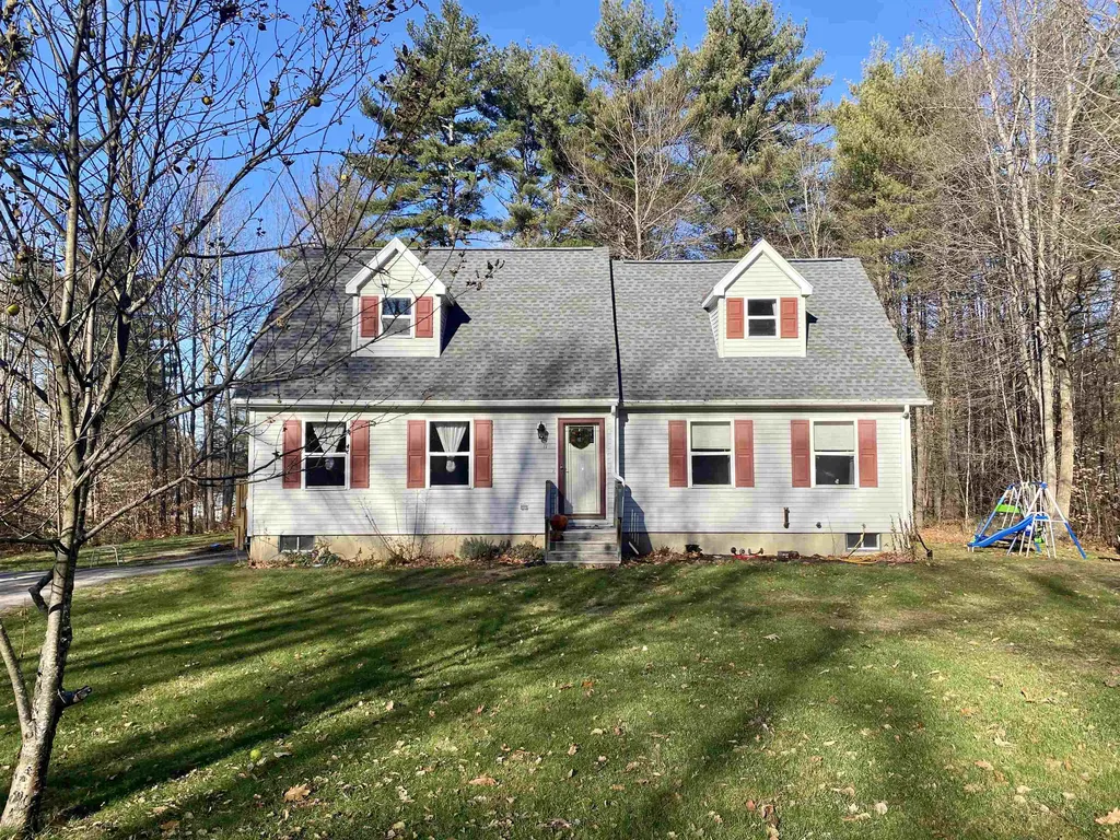 11 Sampson Drive Barnstead NH 03225-3303
