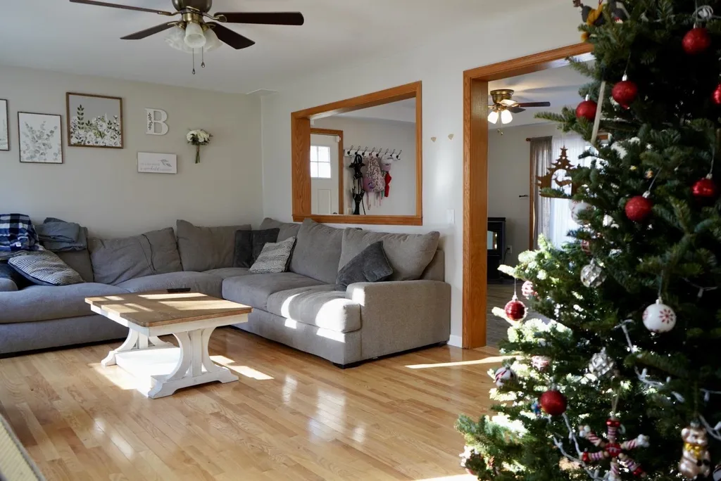 11 Sampson Drive Barnstead NH 03225-3303