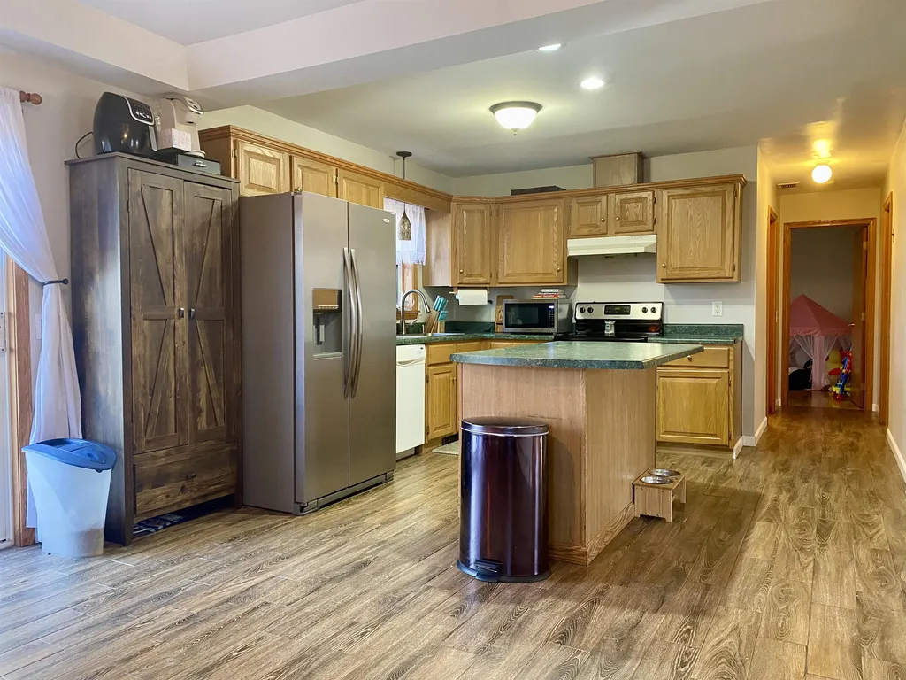 11 Sampson Drive Barnstead NH 03225-3303