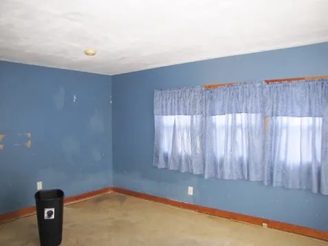 4 Debra Avenue Raymond NH 03077