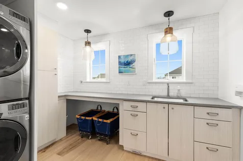 115 Atlantic Avenue Seabrook NH 03874