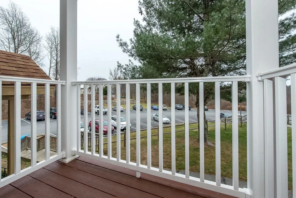 281 Great Bay Woods Newmarket NH 03857