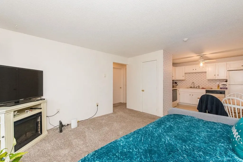 281 Great Bay Woods Newmarket NH 03857