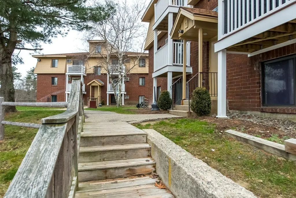 281 Great Bay Woods Newmarket NH 03857
