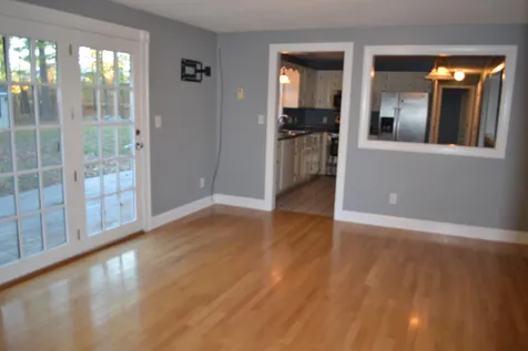 10 Madden Road Derry NH 03038