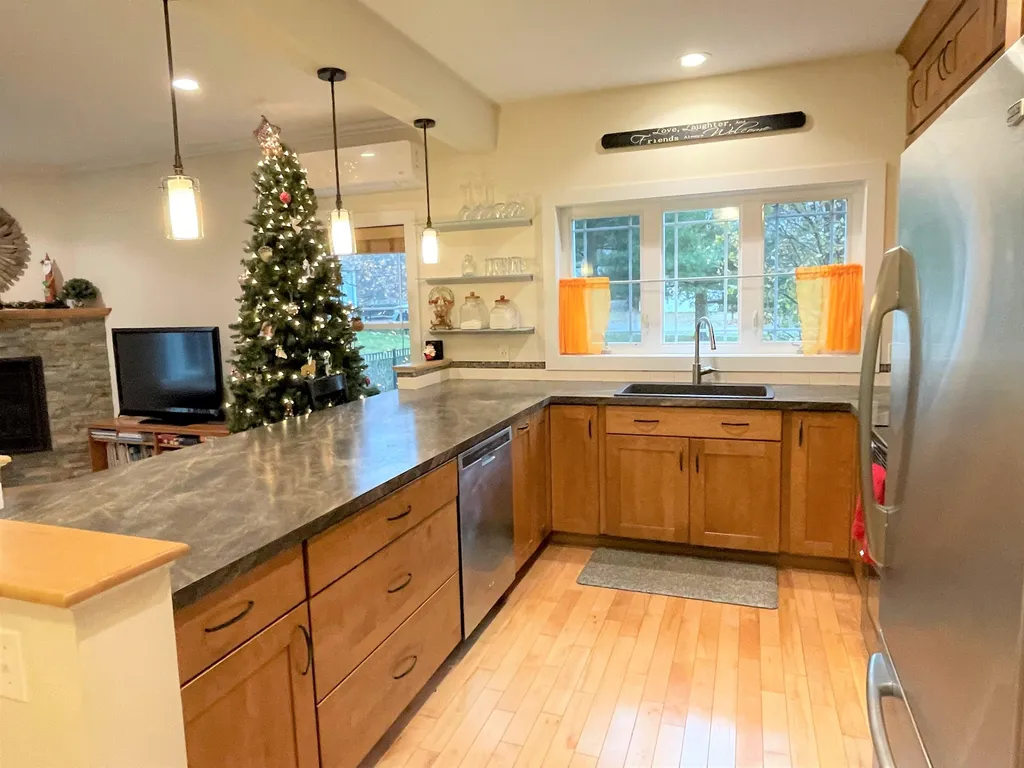 543 Bean Road Colchester VT 05446