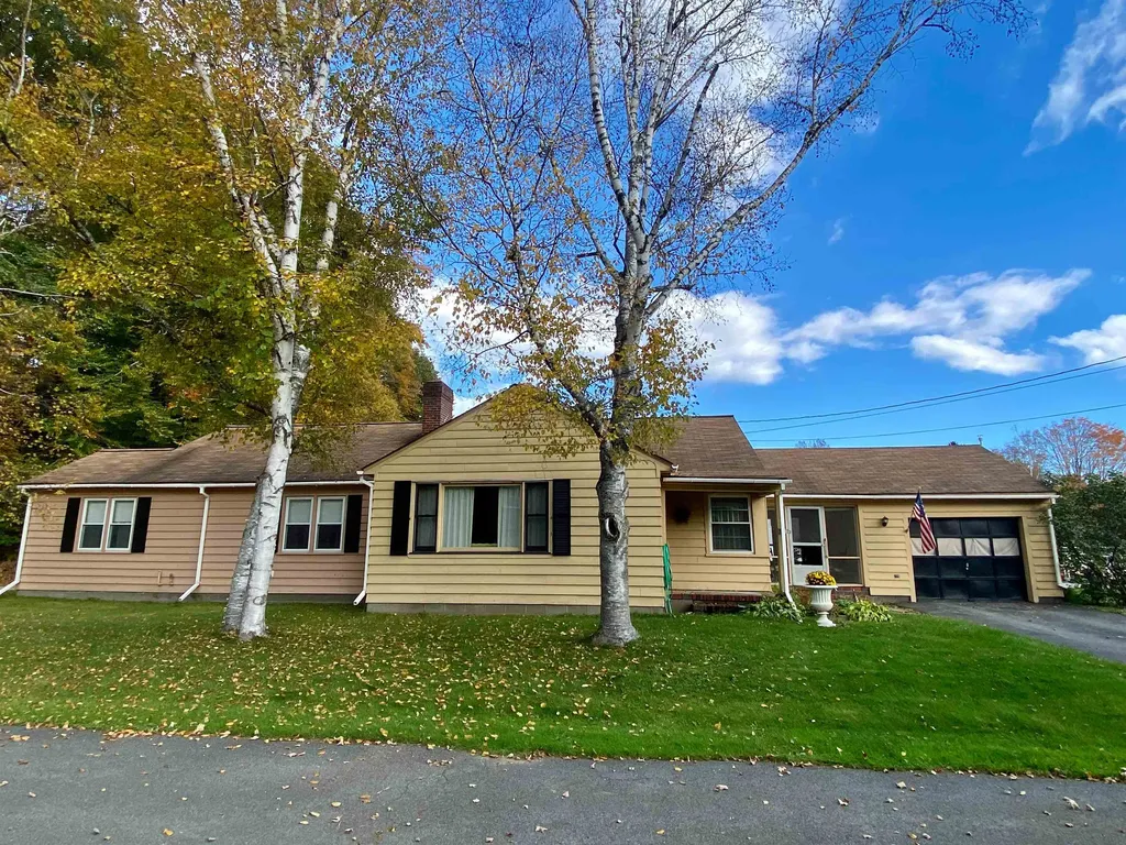 15 Thompson Avenue Ludlow VT 05149