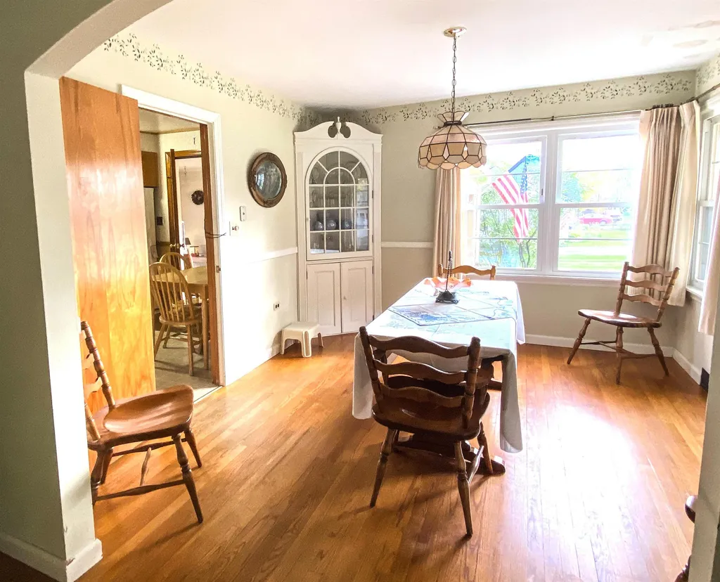 15 Thompson Avenue Ludlow VT 05149
