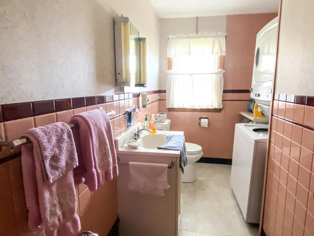 15 Thompson Avenue Ludlow VT 05149