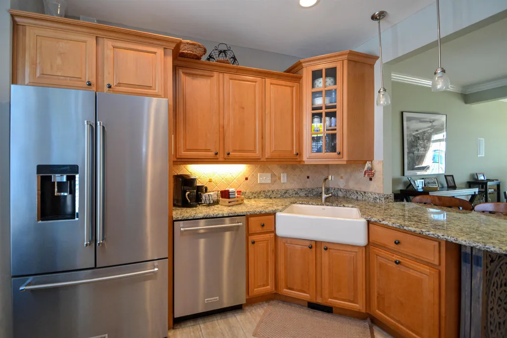 24 Harbor Road Hampton NH 03842