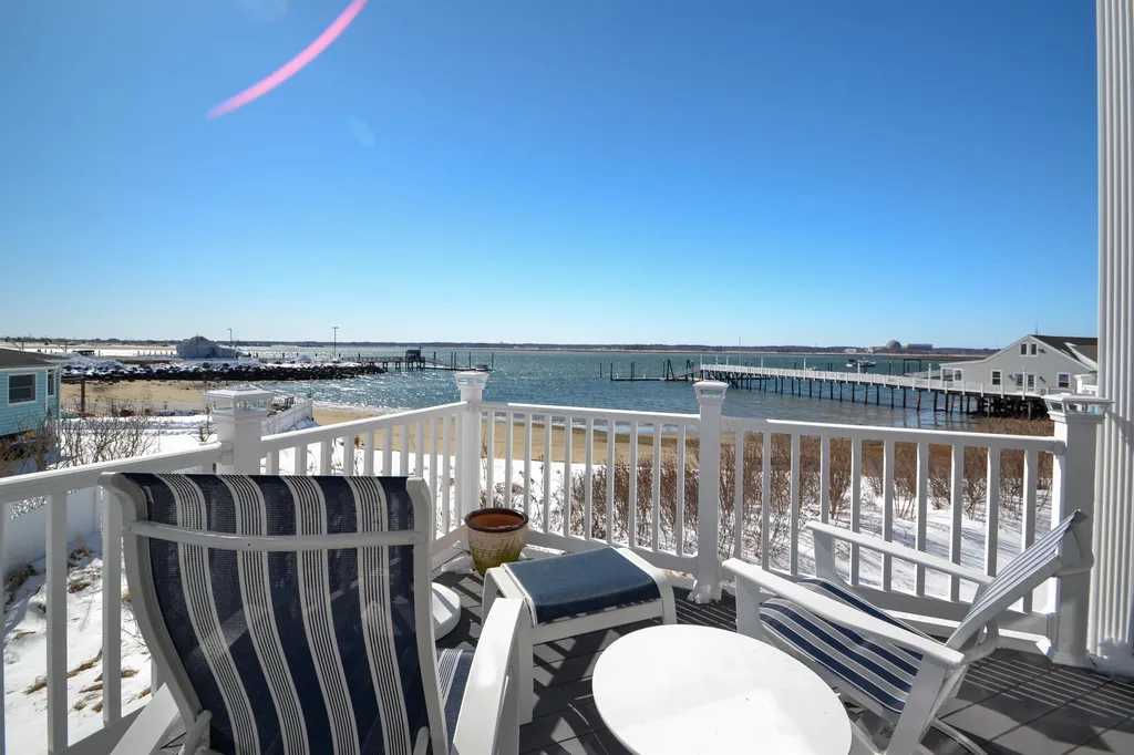 24 Harbor Road Hampton NH 03842