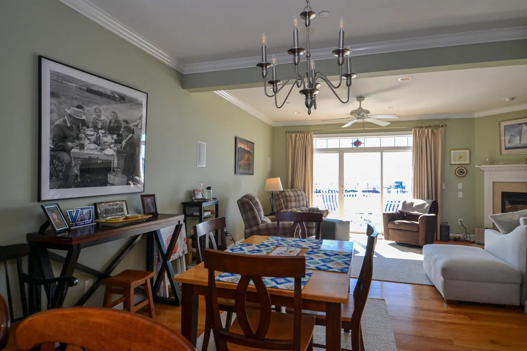 24 Harbor Road Hampton NH 03842