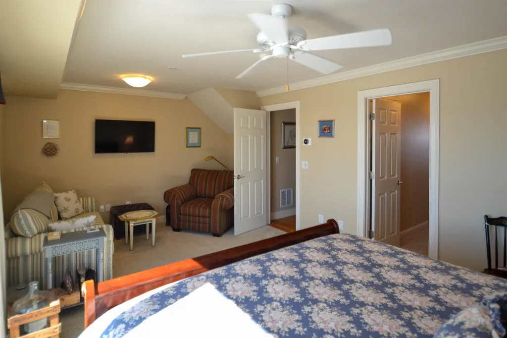 24 Harbor Road Hampton NH 03842