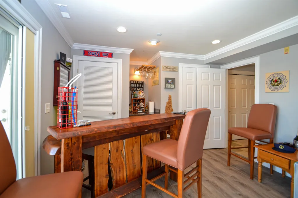 24 Harbor Road Hampton NH 03842