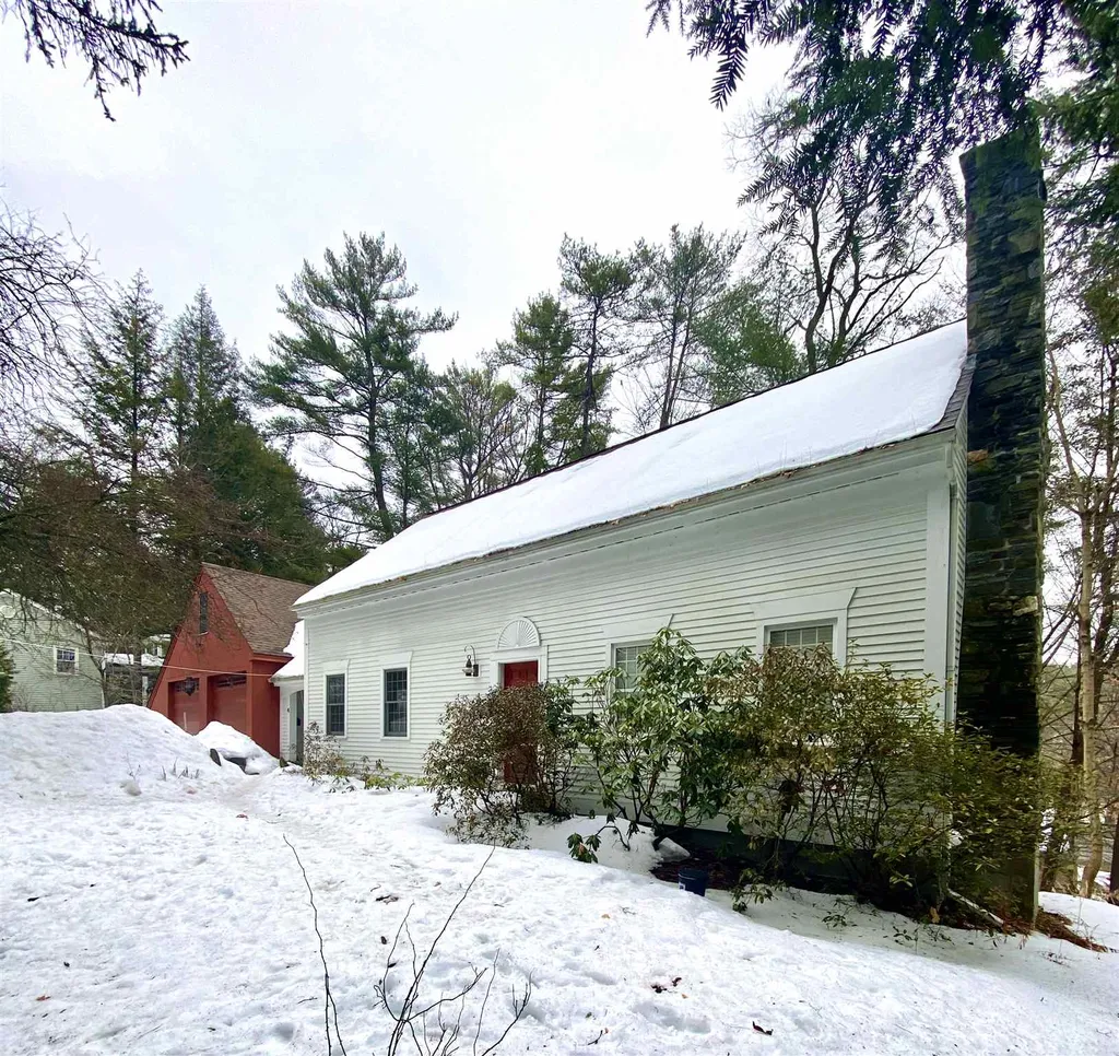 4 Huntley Road Hanover NH 03755