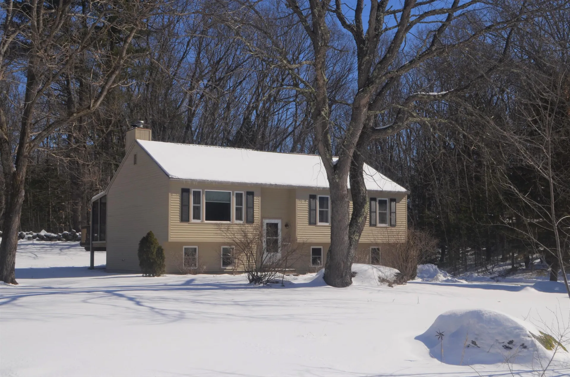 102 Village Green Henniker NH 03242