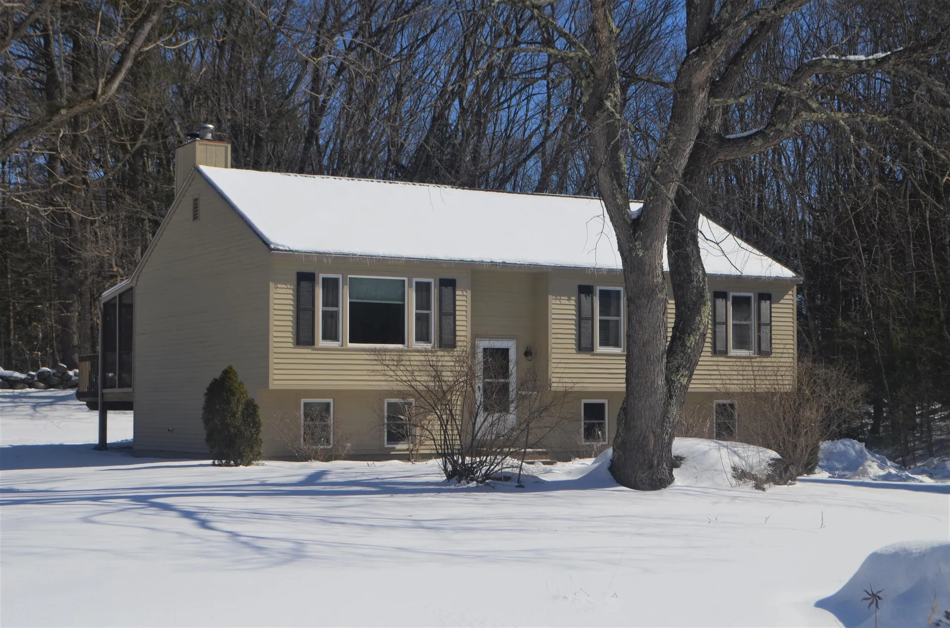 102 Village Green Henniker NH 03242