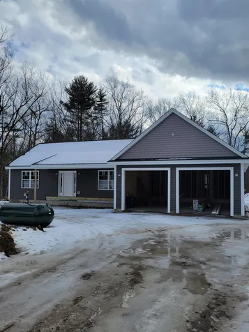 2 Braeburn Drive Londonderry NH 03053