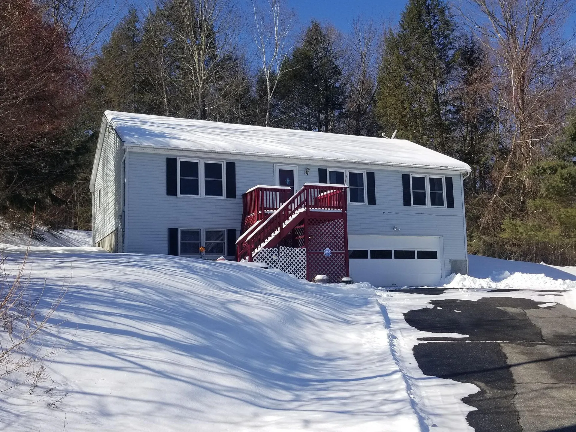194 Sherwood Circle Brattleboro VT 05301