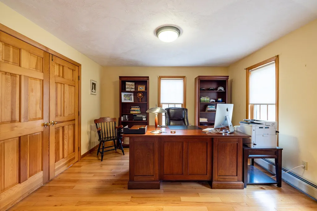 11 Victoria Drive Hampton Falls NH 03844