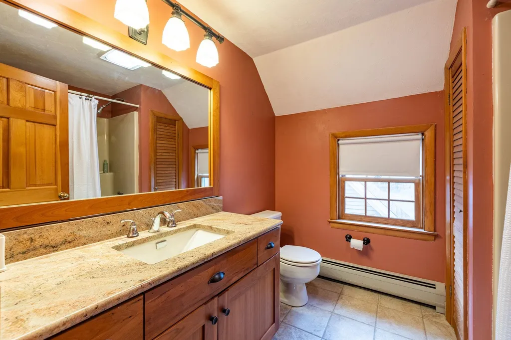 11 Victoria Drive Hampton Falls NH 03844