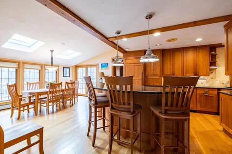 11 Victoria Drive Hampton Falls NH 03844