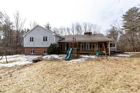 34 Chestnut Hill Road Amherst NH 03031