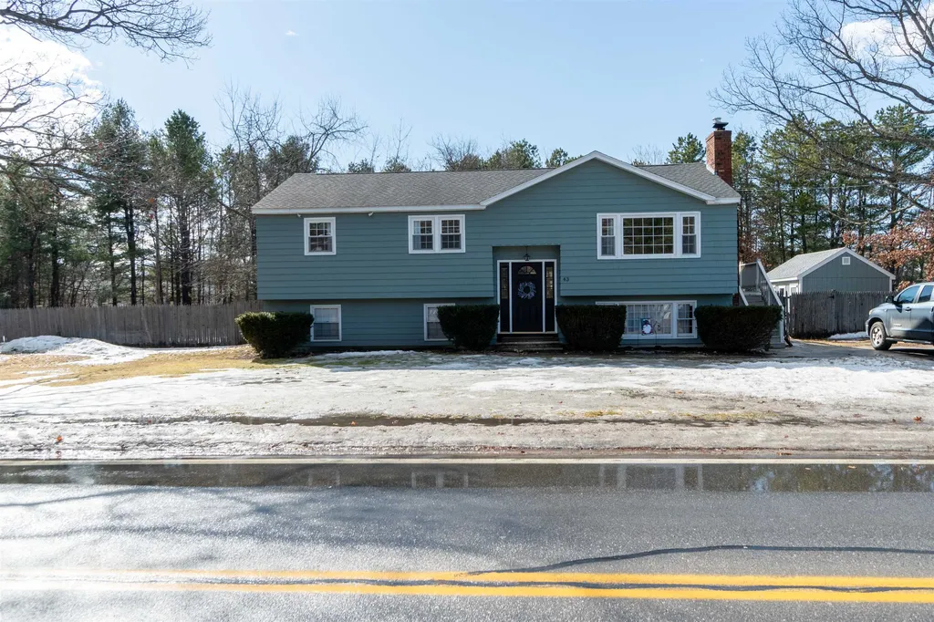 43 Salmon Falls Road Rochester NH 03868