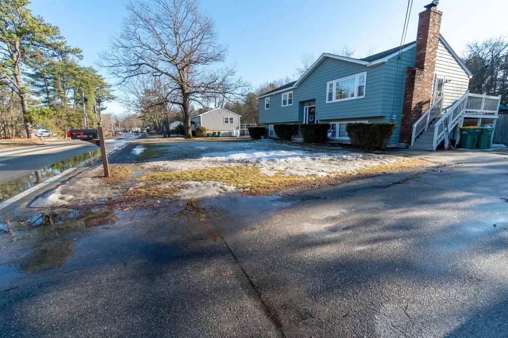 43 Salmon Falls Road Rochester NH 03868