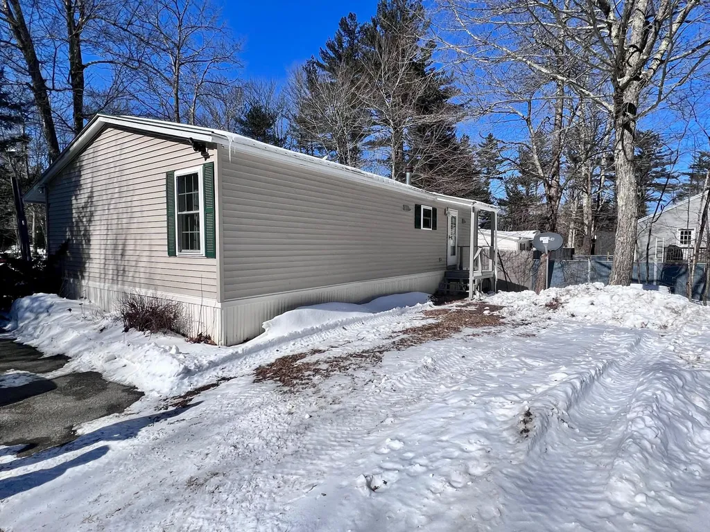 19 Bass Road Northwood NH 03261
